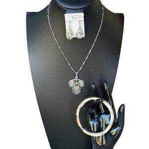 Pendant Necklace 22 Inch Earring Bracelet Set MOP Shell Brown‎ Earth Tones New